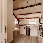 Gable End, Luxury Apartment,