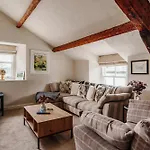 Lejlighed Gable End, Luxury Apartment,