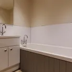Gable End, Luxury Apartment, Апартаменты *