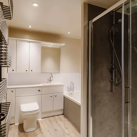 Gable End, Luxury Apartment, Apartment *