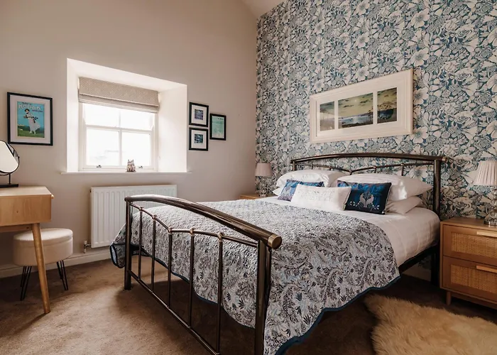 Gable End, Luxury Apartment,