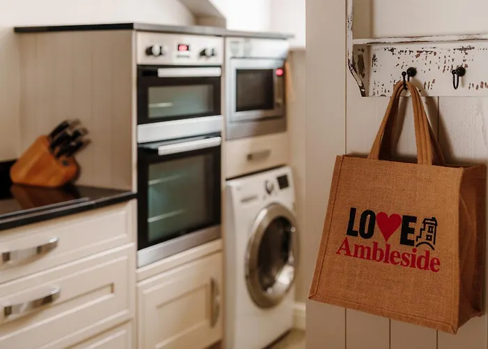 Gable End, Luxury Apartment, Apartment *